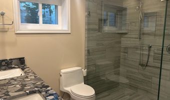 2660 GREENBRIAR Ln #B, Annapolis, MD 21401