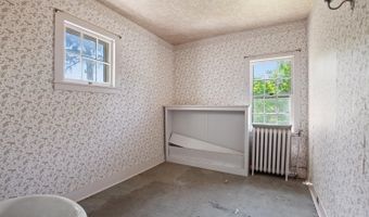 411 S Main St, Adrian, MI 49221