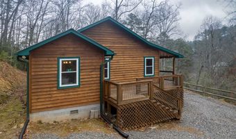 67 Hemlock Dr, Almond, NC 28702