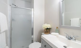 7911 CASA GRANDE Pl 122-A, Alexandria, VA 22309