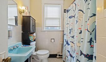 687 Myrtle Ave, Albany, NY 12208