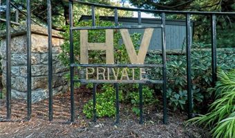 21 Harbour Vlg C, Branford, CT 06405
