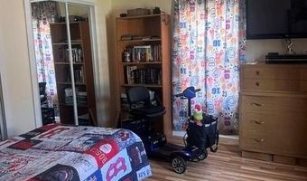 23 Bayview Park Ave, Middletown, RI 02842