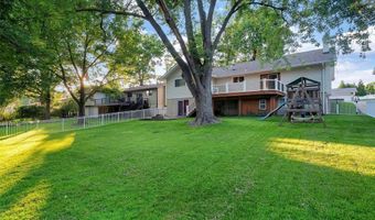 426 Madrina Ct, Ballwin, MO 63021