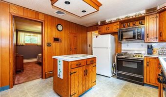 1904 Old Louisquisset Pike, Lincoln, RI 02865