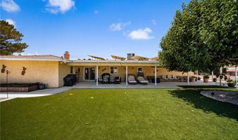 19082 Tecumseh Rd, Apple Valley, CA 92307