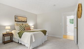 37 Concord Rd, Acton, MA 01720