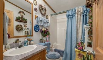 112 N Ashland Rd, Ashland, NH 03217