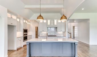 8525 Maple Creek Rd, Arcadia, OK 73007