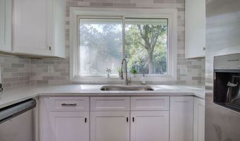 4749 COX, Acworth, GA 30101