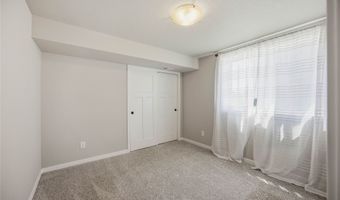 706 NE Country Meadow Dr, Ankeny, IA 50021