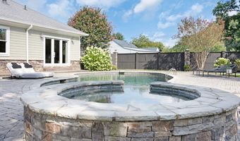 87 Ball Park St, Allen, KY 41601