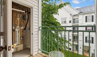 15616 EVERGLADE Ln 303, Bowie, MD 20716