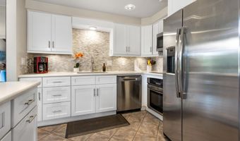 811 S Kihei Rd 2F, Kihei, HI 96753