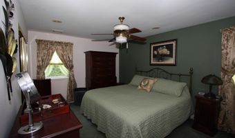 1 ARC Ct, Absecon, NJ 08201