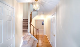 5552 JOWETT Ct, Alexandria, VA 22315
