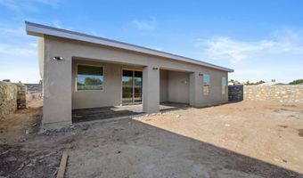 488 Plateau Dr, Socorro, TX 79927