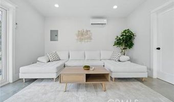 2111 S Bronson Ave, Los Angeles, CA 90018