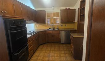 1701 Rolling Rdg, Bethany, OK 73008