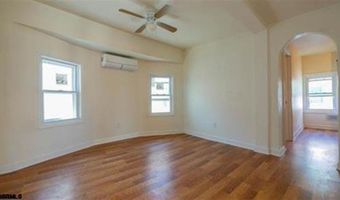 38 N Iowa Ave, Atlantic City, NJ 08401