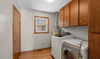 1082 Kismet Dr, Aiken, SC 29803