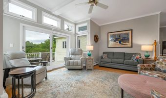 32 Merrill Rd, Campton, NH 03223
