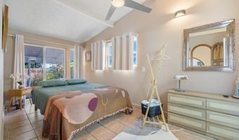 49-721 Kamehameha Hwy, Kaaawa, HI 96730