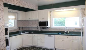 2701 Watalee St, Alton, IL 62002