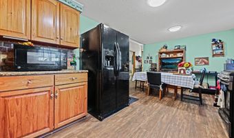 5869 Beechwood Ave, Alliance, OH 44601