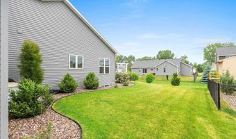 2066 W HERON Ln, Appleton, WI 54913