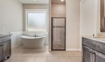 140 Cowan Xing, Alvord, TX 76225
