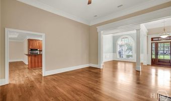 5 Pinebrook Ct, Savannah, GA 31405