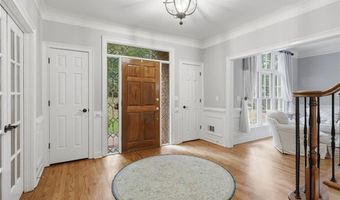 5050 Southlake Dr, Alpharetta, GA 30005