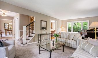 2460 Mershon Dr, Ann Arbor, MI 48103