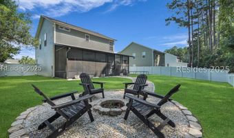 4 Swamp White Oak Dr, Bluffton, SC 29910