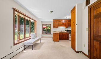 1 Old Milford Rd, Amherst, NH 03031