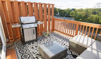 40 Old Louisquisset Pike 1804, North Smithfield, RI 02896