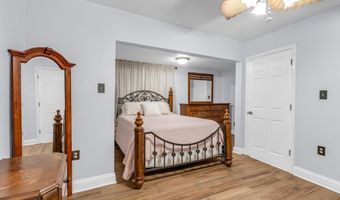 130 Melody Ln, Bay St. Louis, MS 39520