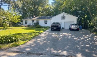 90 Brookdale St, Cumberland, RI 02864