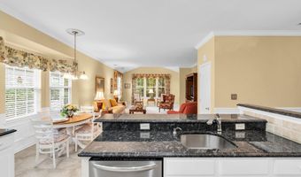 18 Powderhorn Way, Allentown, NJ 08501