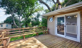 1612 Horse N Buggy Dr, Adel, IA 50003
