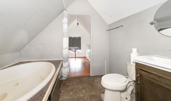 116 N Grover Ave, Alma, MI 48801