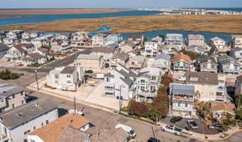 694 21st St, Avalon, NJ 08202