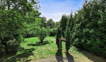 130 W Main St, North Kingstown, RI 02852