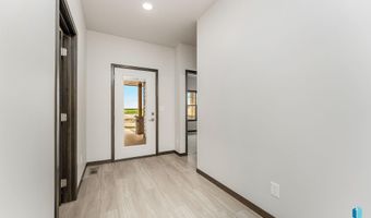 2408 E Brek St, Brandon, SD 57005