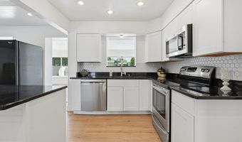 1138 E TREMONT St, Allentown, PA 18104