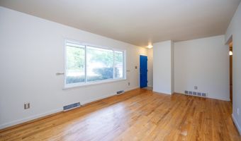 1031 N Maple Rd, Ann Arbor, MI 48103