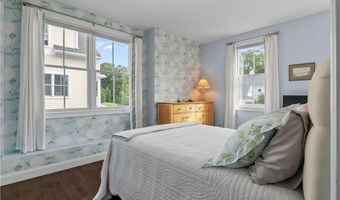 50 Kettle Point Ave 50, East Providence, RI 02914