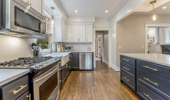 1303 S Forest Ave, Ann Arbor, MI 48104