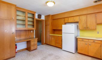 2216 Duff Ave, Ames, IA 50010
